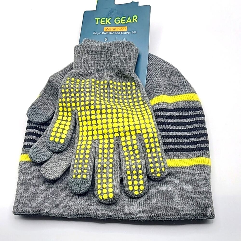 Tek Gear Boys Winter Knit Hat & Gloves Set Gray Yellow Striped Grip Dots NWT